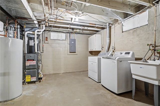 3001 Englewood Drive, Stow, OH 44224