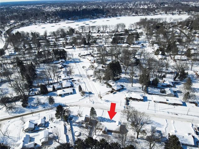 3001 Englewood Drive, Stow, OH 44224