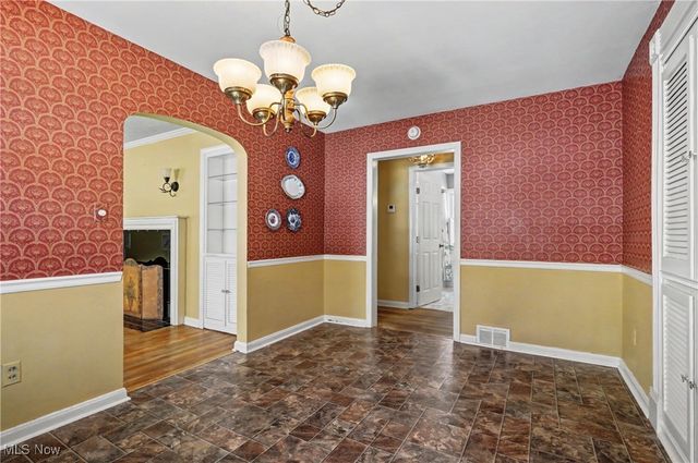 3001 Englewood Drive, Stow, OH 44224