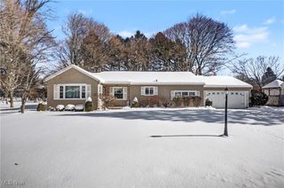 3001 Englewood Drive, Stow, OH 44224