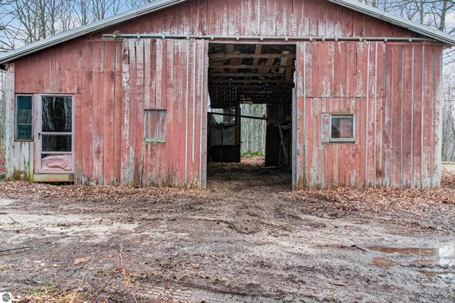 2544 W Empire Highway, Empire, MI 49630