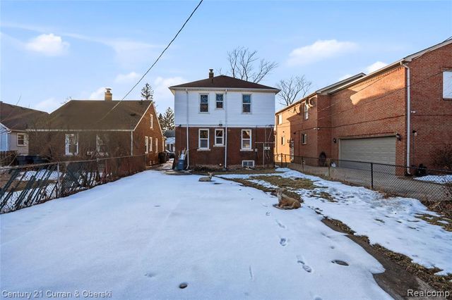 6640 Yinger Avenue, Dearborn, MI 48126