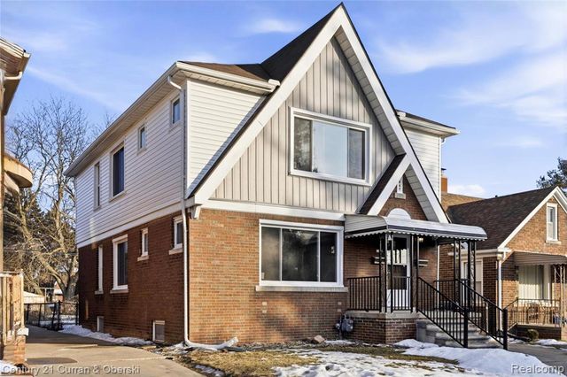 6640 Yinger Avenue, Dearborn, MI 48126