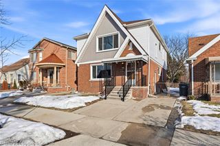 6640 Yinger Avenue, Dearborn, MI 48126
