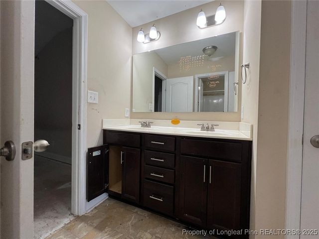 381 Wexford Street, Raeford, NC 28376