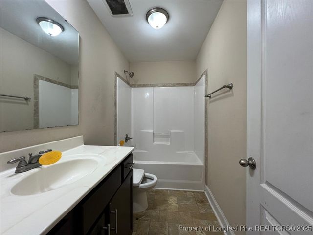 381 Wexford Street, Raeford, NC 28376