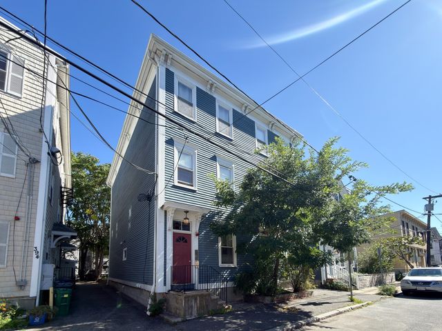 392 Norfolk St 2, Cambridge, MA 02139
