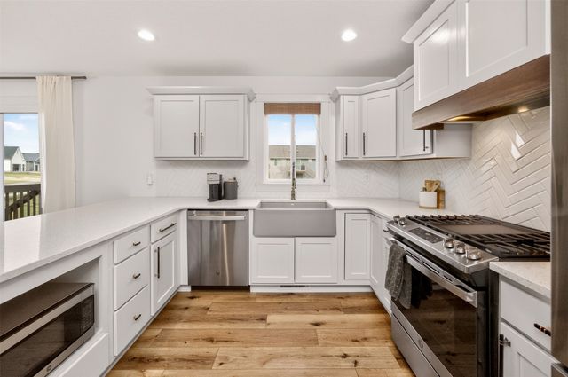 3243 NW 27th Circle, Ankeny, IA 50023