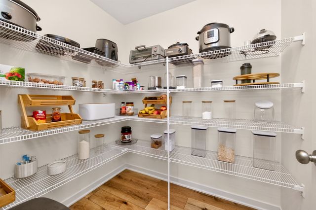 3243 NW 27th Circle, Ankeny, IA 50023