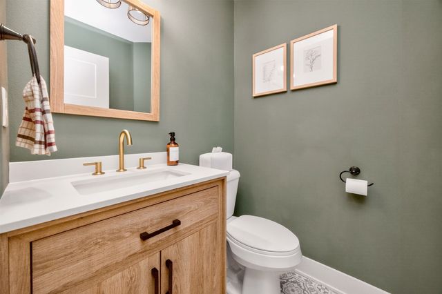 3243 NW 27th Circle, Ankeny, IA 50023