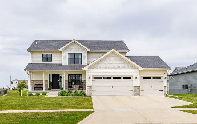 3243 NW 27th Circle, Ankeny, IA 50023