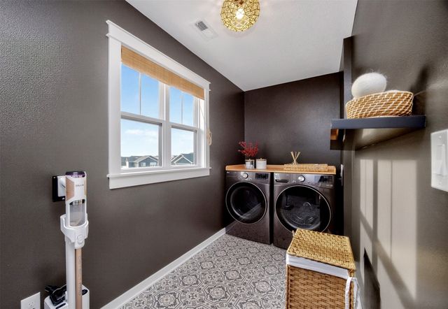 3243 NW 27th Circle, Ankeny, IA 50023