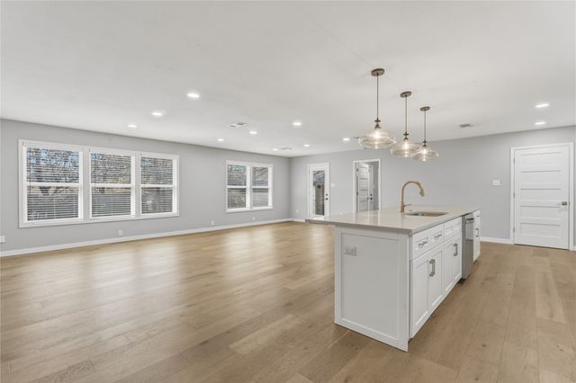 4600 Cedar Mountain Drive, Waco, TX 76708