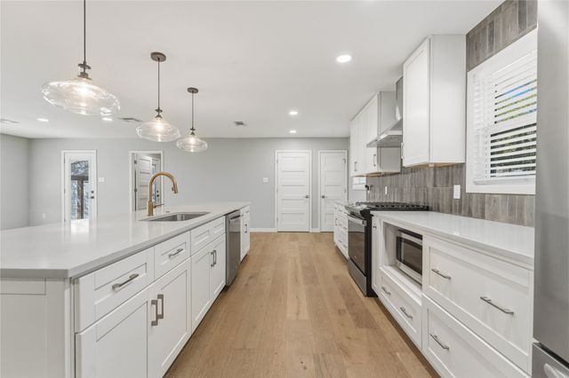 4600 Cedar Mountain Drive, Waco, TX 76708