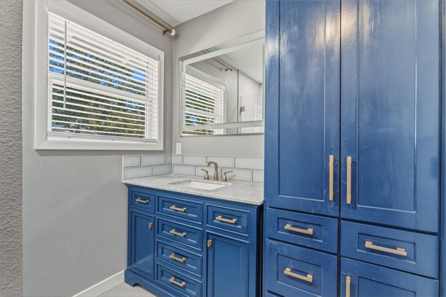 4600 Cedar Mountain Drive, Waco, TX 76708