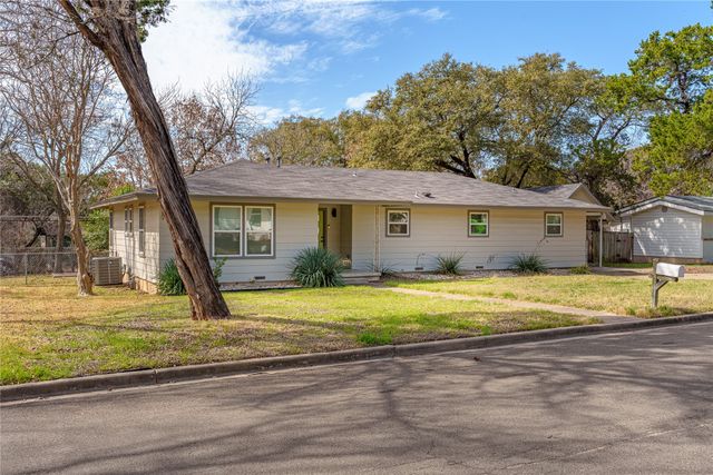 4600 Cedar Mountain Drive, Waco, TX 76708