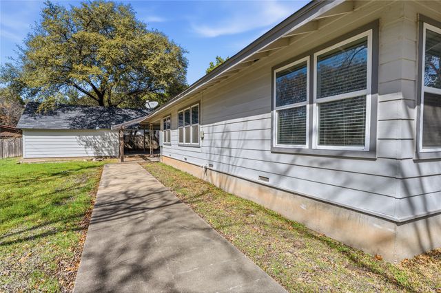4600 Cedar Mountain Drive, Waco, TX 76708