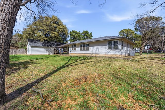 4600 Cedar Mountain Drive, Waco, TX 76708