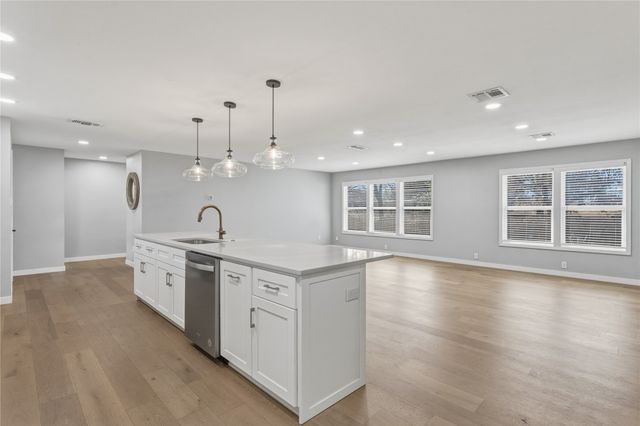 4600 Cedar Mountain Drive, Waco, TX 76708