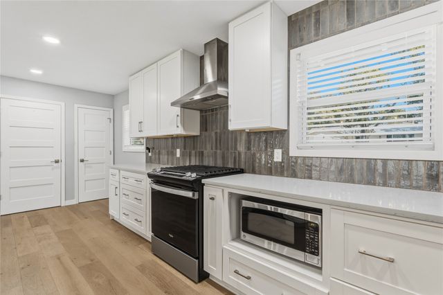 4600 Cedar Mountain Drive, Waco, TX 76708