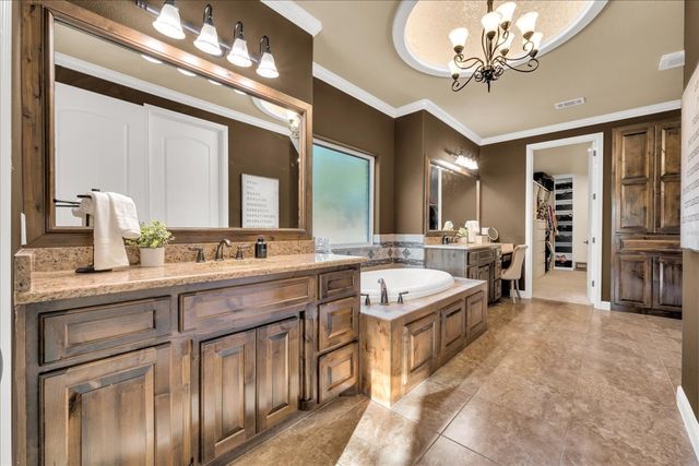 6410 Pinehurst Drive, Granbury, TX 76049
