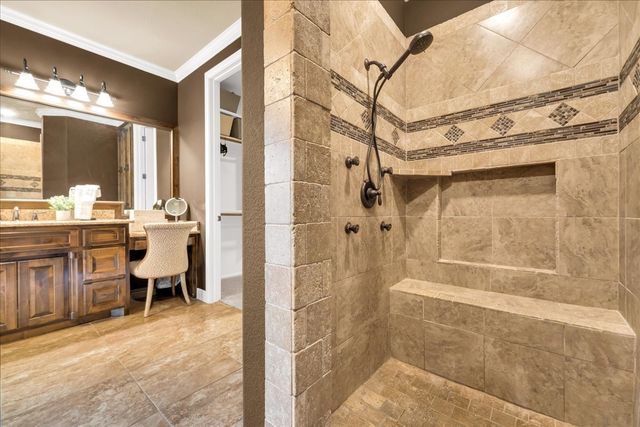 6410 Pinehurst Drive, Granbury, TX 76049