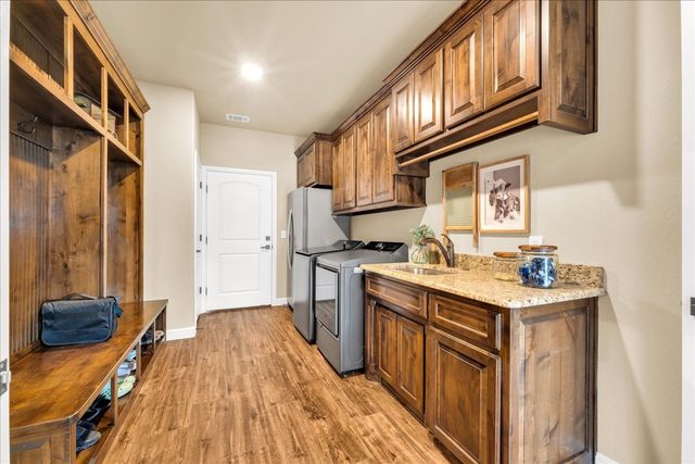 6410 Pinehurst Drive, Granbury, TX 76049