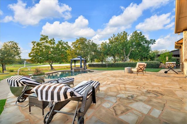 6410 Pinehurst Drive, Granbury, TX 76049