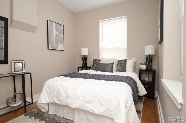 708 Ann Avenue R, St Louis, MO 63104