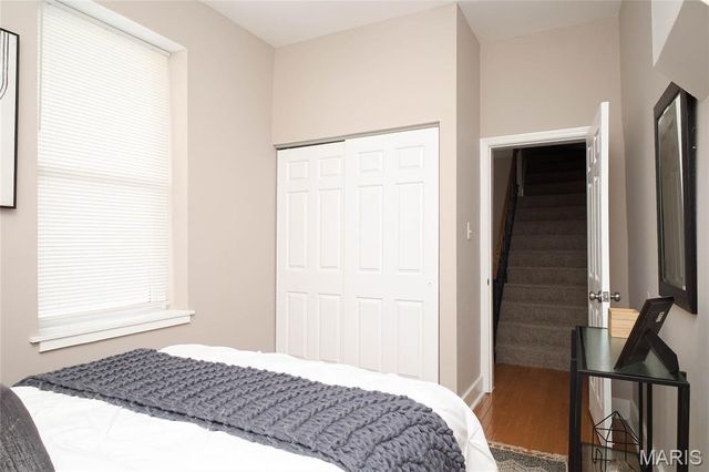 708 Ann Avenue R, St Louis, MO 63104