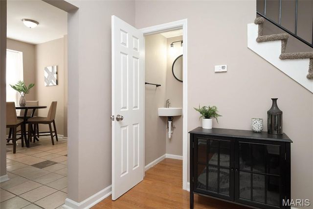 708 Ann Avenue R, St Louis, MO 63104