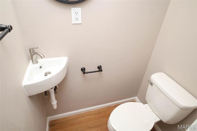 708 Ann Avenue R, St Louis, MO 63104