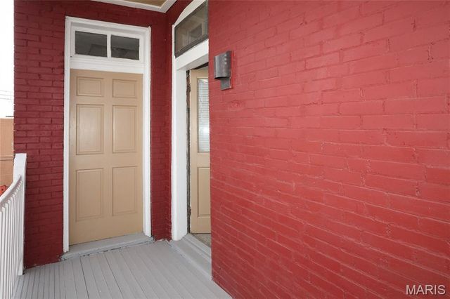 708 Ann Avenue R, St Louis, MO 63104