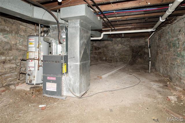 708 Ann Avenue R, St Louis, MO 63104