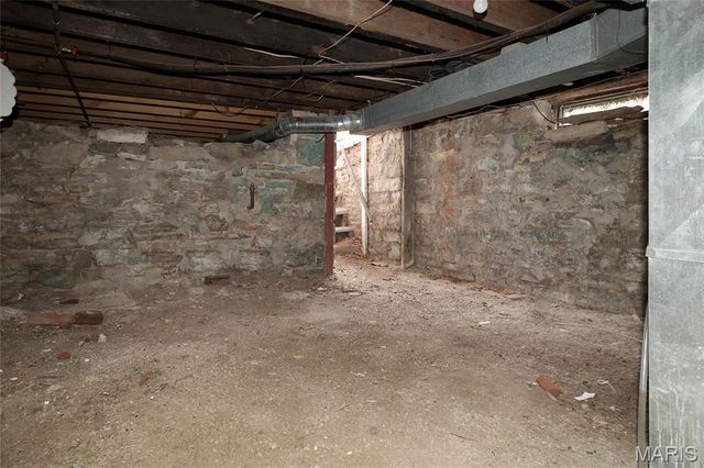 708 Ann Avenue R, St Louis, MO 63104