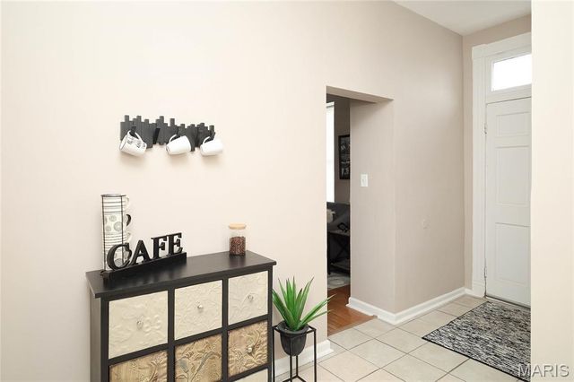 708 Ann Avenue R, St Louis, MO 63104