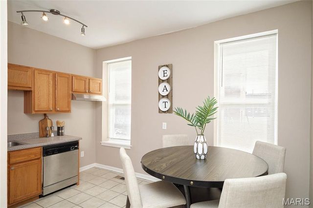 708 Ann Avenue R, St Louis, MO 63104