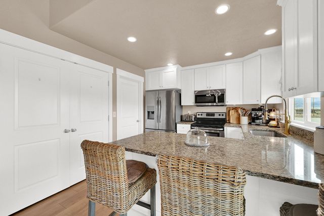 2681 E CLARKSTONE DR, Eagle Mountain, UT 84005