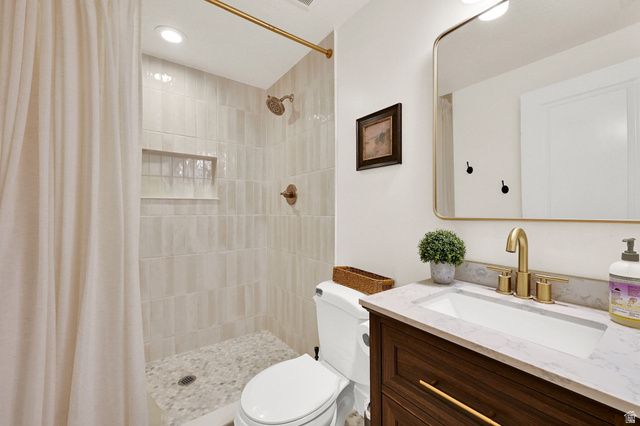 2681 E CLARKSTONE DR, Eagle Mountain, UT 84005