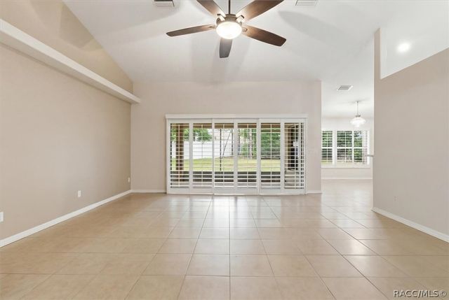 7206 N Glenridge Circle, Citrus Springs, FL 34434