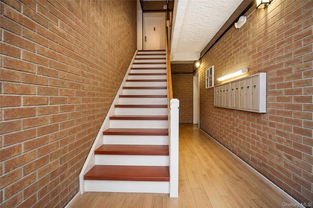 414 Maryland Avenue 2C, Staten Island, NY 10305