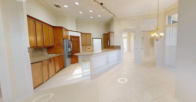 911 Forest Glen Lane, Wellington, FL 33414