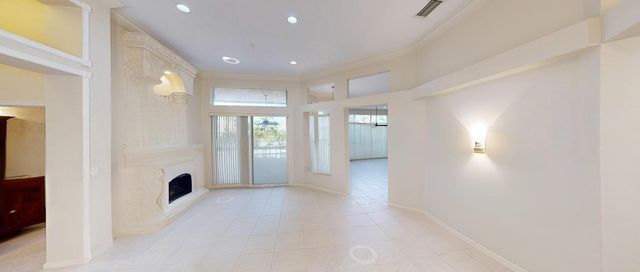 911 Forest Glen Lane, Wellington, FL 33414