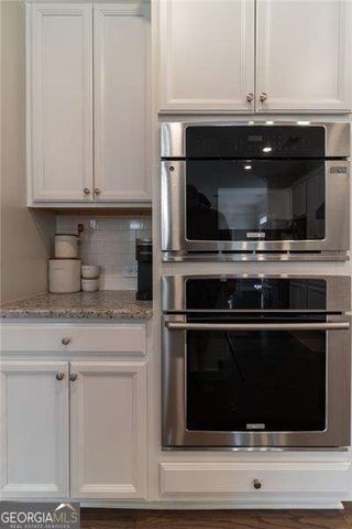 301 Cochin Drive, Woodstock, GA 30188