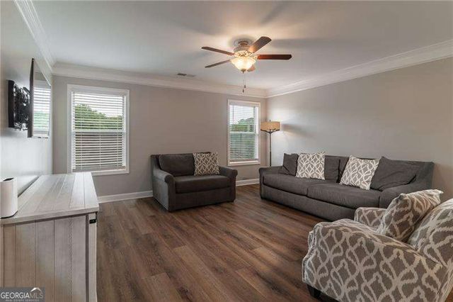 301 Cochin Drive, Woodstock, GA 30188