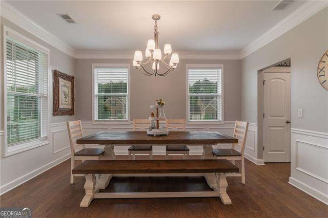 301 Cochin Drive, Woodstock, GA 30188