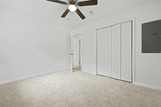 233 N Pandora Drive, Goose Creek, SC 29445