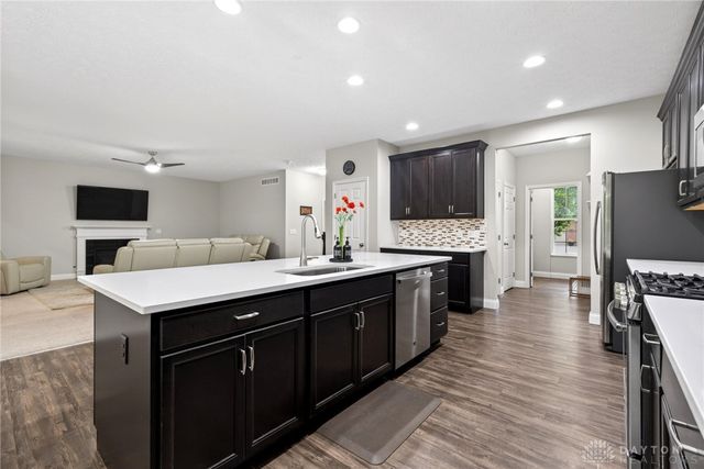 1152 Sarah Freeman Drive, Dayton, OH 45458