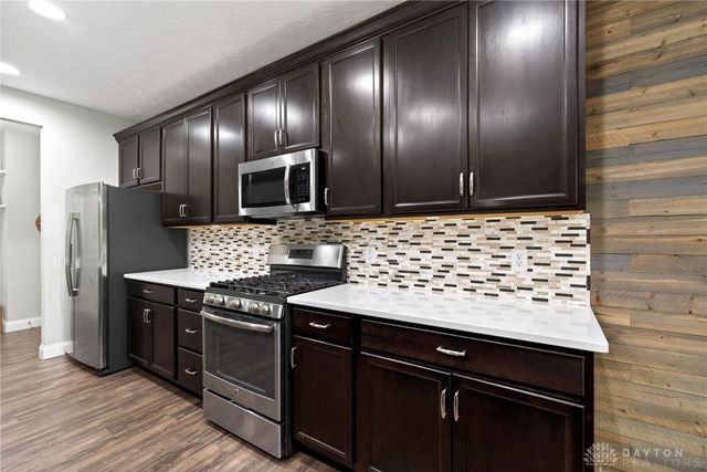 1152 Sarah Freeman Drive, Dayton, OH 45458