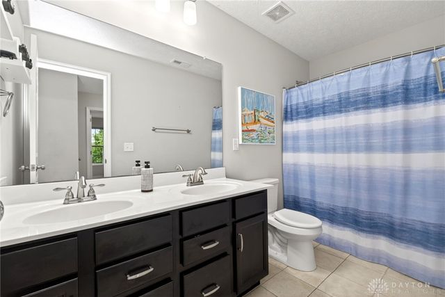 1152 Sarah Freeman Drive, Dayton, OH 45458